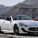 Maserati anuncia novos modelos e estreia GranCabrio MC