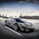 McLaren filma P1 em testes na neve