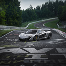 McLaren P1 com volta de menos de 7 minutos em Nürburgring