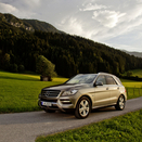 ML500 4Matic BlueEFFICIENCY: V8 mais pequeno com mais potência