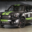 MINI lança edição especial para comemorar vitória no Dakar de 2013