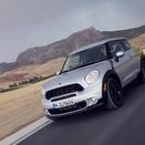 Mini apresenta o Paceman no Facebook