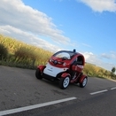 Bombeiros parisienses recebem Twizy modificado