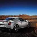 Renault atenta ao Alfa Romeo 4C para medir sucesso da Alpine