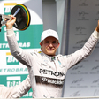 Rosberg bate Hamilton no Brasil