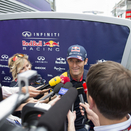 Webber diz que conduzir um F1 moderno é frustrante