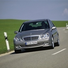 Mercedes-Benz C 230