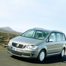 Volkswagen Touran 2.0I TDI 140cv DSG DPF Trendline 5L.