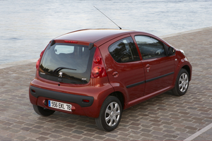 Peugeot 107 Hatchback 1.0 Envy