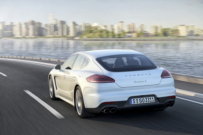 Porsche Panamera S E-Hybrid