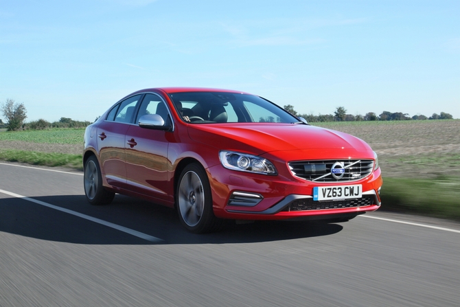 Volvo S60 1.6 T4 R-Design Summum