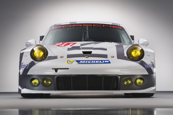 Porsche 911 RSR