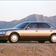 Lexus LS400