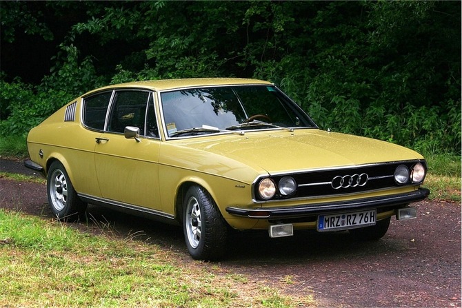 Audi 100 Coupé S