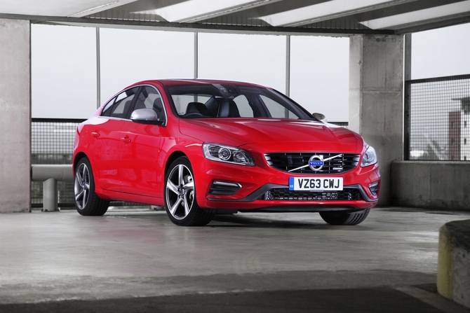 Volvo S60 D2 R-Design Powershift