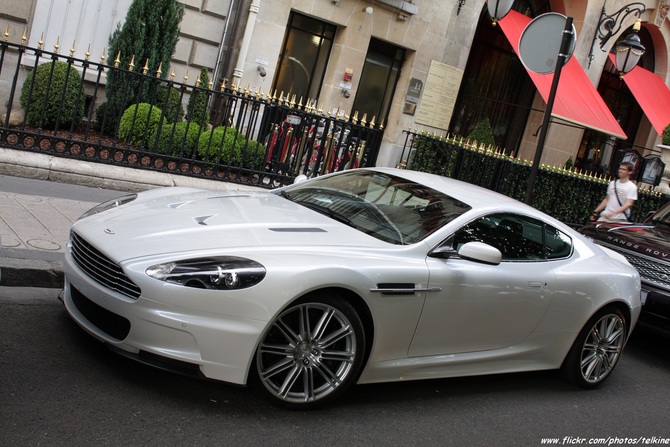 Aston Martin DBS (modern)