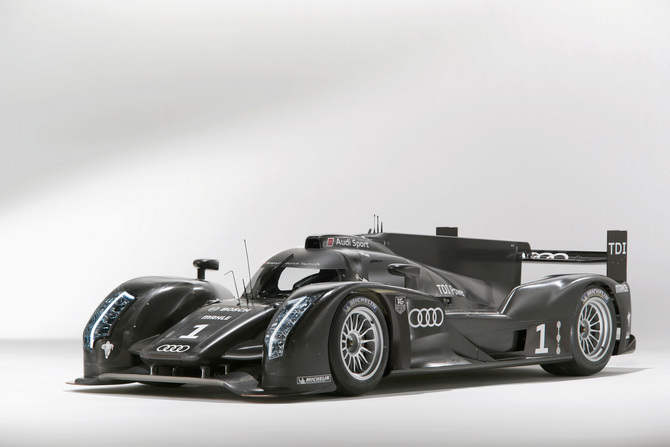 Audi R18