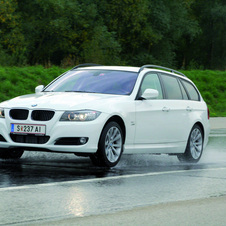 BMW 320d Touring BluePerformance