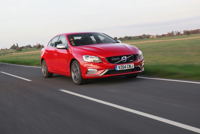 Volvo S60 D2 R-Design Geartronic