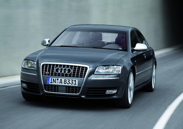 Audi S8