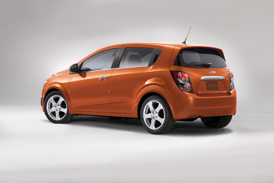 Chevrolet Sonic 1.8 LS Automatic