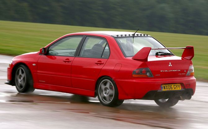 Mitsubishi Lancer Evolution IX FQ360