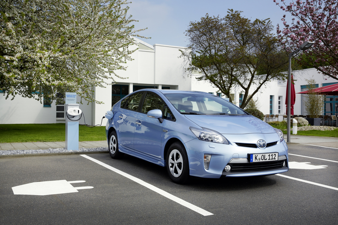 Toyota Prius Plug-in ist Elektroauto des Jahres Toyota Prius Plug-in ist Elektroauto des Jahres