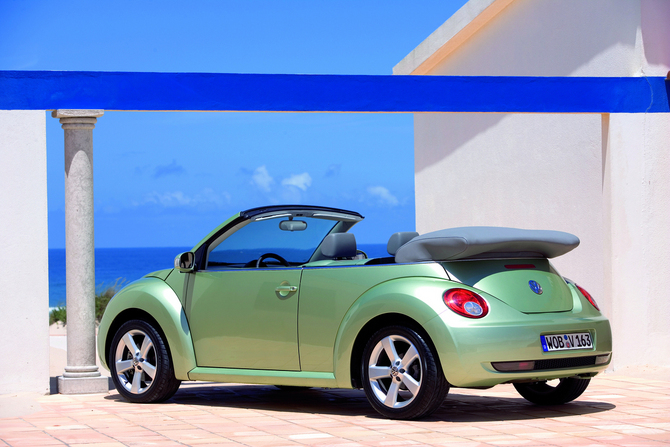 Volkswagen Beetle 2.0 Cabriolet Automatic