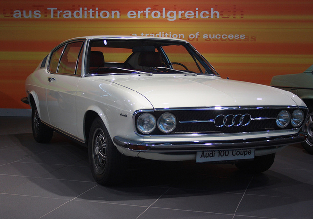 Audi 100 Coupé