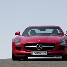 Mercedes-Benz SLS AMG