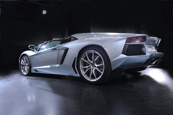 Lamborghini Aventador LP 700-4 Roadster