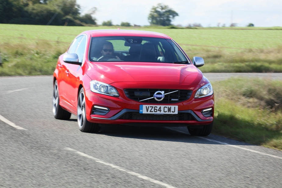 Volvo S60 D4 R-Design Momentum