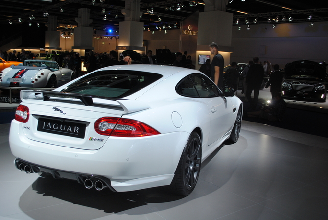 Jaguar XKR-S