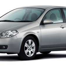 Nissan Primera Saloon 1.6