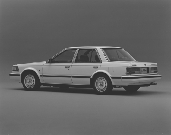 Nissan Bluebird Maxima Sedan V6 Turbo Legrand