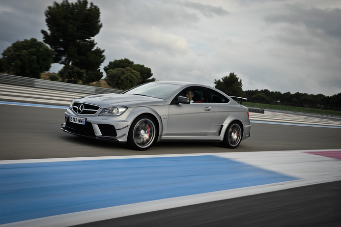 Mercedes AMG-LIVE 2012 au Castellet: coupé Classe C 63 AMG Black Series