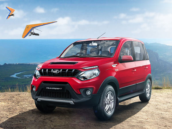 Mahindra NuvoSport N6 AMT