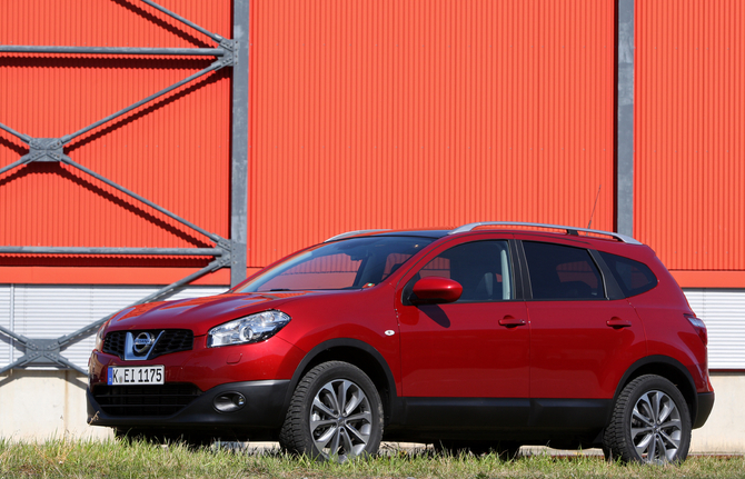 Nissan Qashqai+2