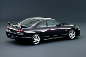 Nissan Skyline R33 GT-R