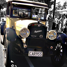 1922 Studebaker Light Six Doctor's Coupe