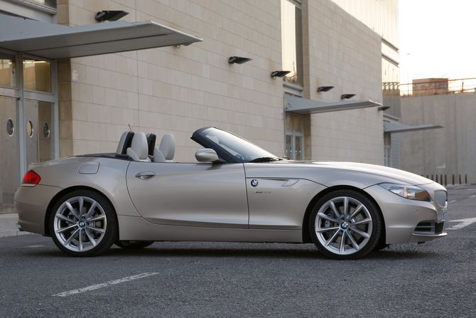 BMW Z4 sDrive20i AT