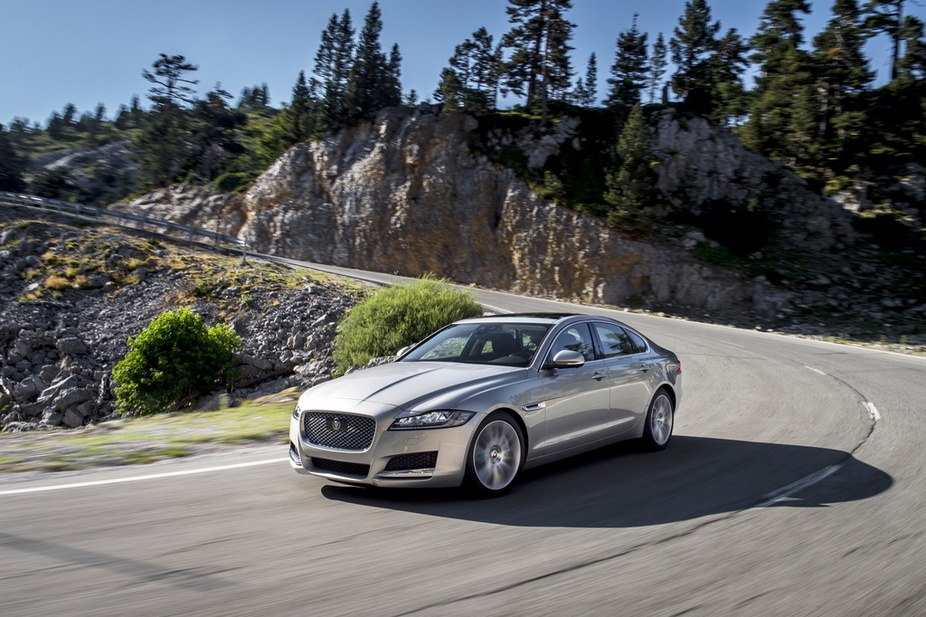 Jaguar XF 3.0 AWD Prestige