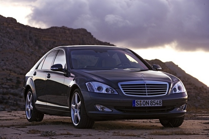 Mercedes-Benz S 500 4MATIC