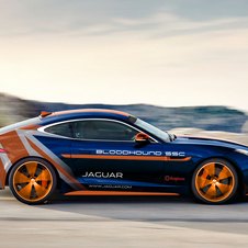 Jaguar F-Type R AWD Bloodhound SSC RRV