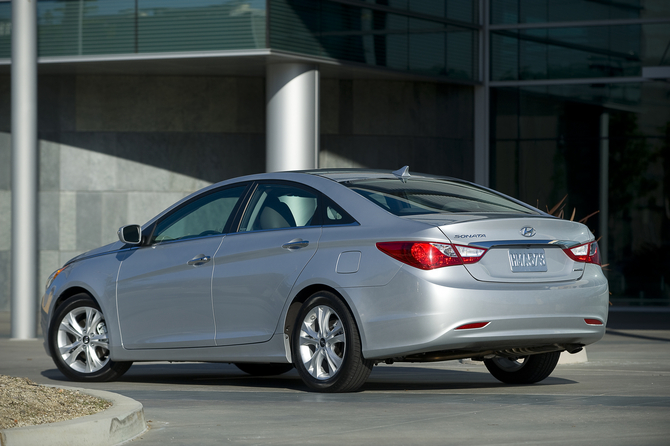 Hyundai Sonata Limited Auto PZEV