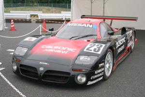 Nissan R390GT1