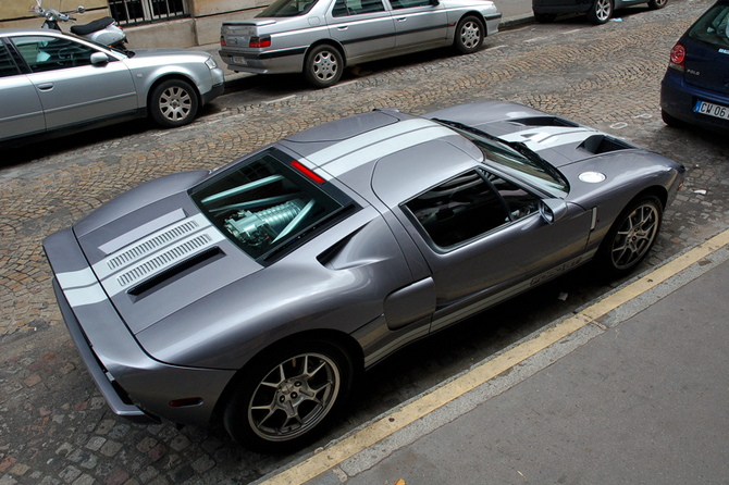 Ford GT