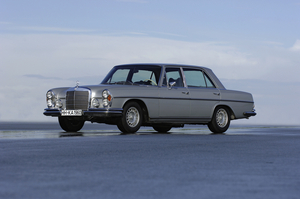 Mercedes-Benz 250 S