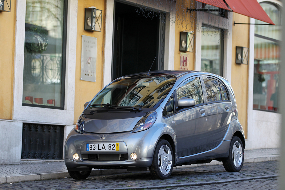 Mitsubishi i-Miev Van