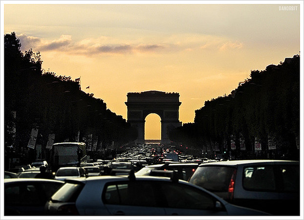 Traffic in Paris